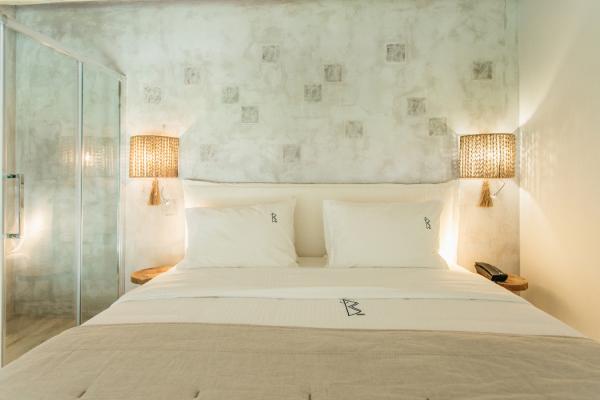 Enjoy your stay in luxury suites