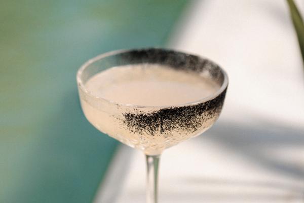 Come to relax in the clean and cool environment of the beach, taste tasty delicacies enjoy the luxurious services and amenities that our hotel offers and get ready for a day full of sun and sea.