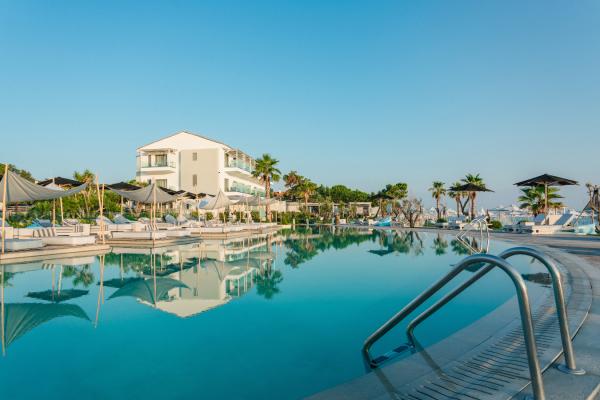 Enjoy the pool at Blue Carpet Luxury Suites