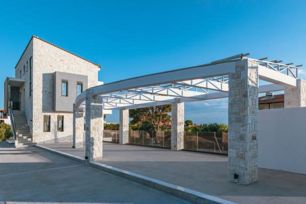 Cocooning Suites by Blue Carpet offers styling design for total comfort and relax in Pefkohori, Halkidiki