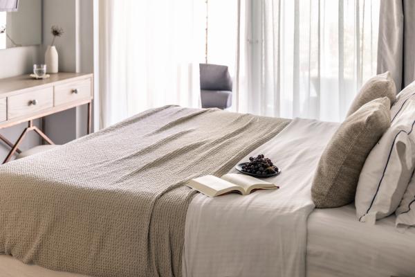 The suite has a private pool and a fully equipped veranda with unique view of the deep blue sea of ​​Halkidiki.