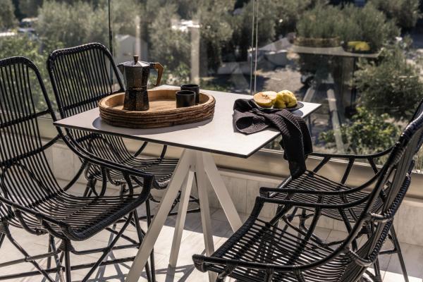 They are designed to offer a unique stay experience, with their layout guaranteeing a comfortable and functional hospitality of a four-member family or two couples.