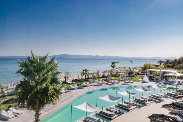 hotel beach