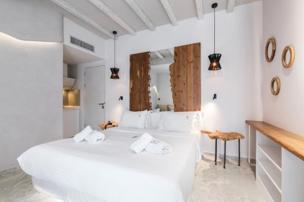 The décor of each room varies, but retains the white minimal style with little bohemian chic influences.