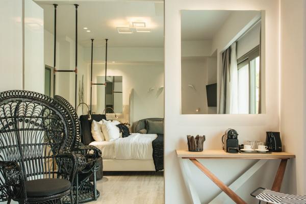 The décor of each room varies, but retains the white minimal style with little bohemian chic influences.